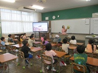 1年